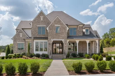Lot77_exterior