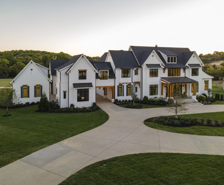 Stonegate-Parade-01